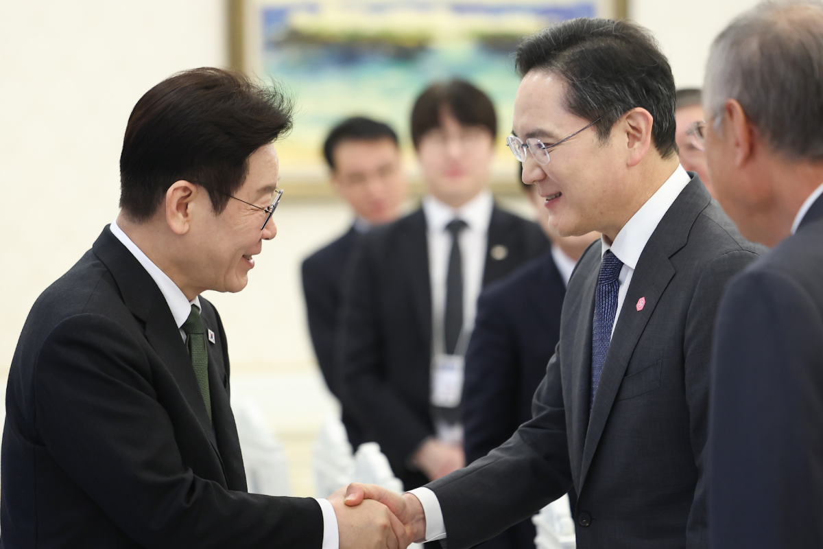 출처 : 뉴스 1